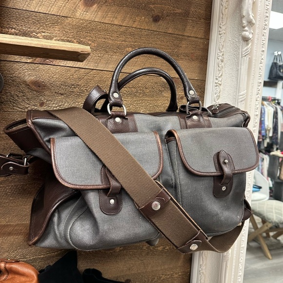 👜 Ghurka Express No. 2 Canvas & Leather Messenger Bag | USA Made - Picture 2 of 16